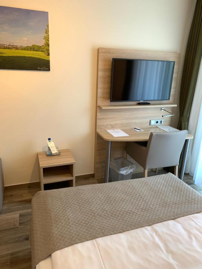 Hotel Fallersleber Spieker Волфсбург Екстериор снимка