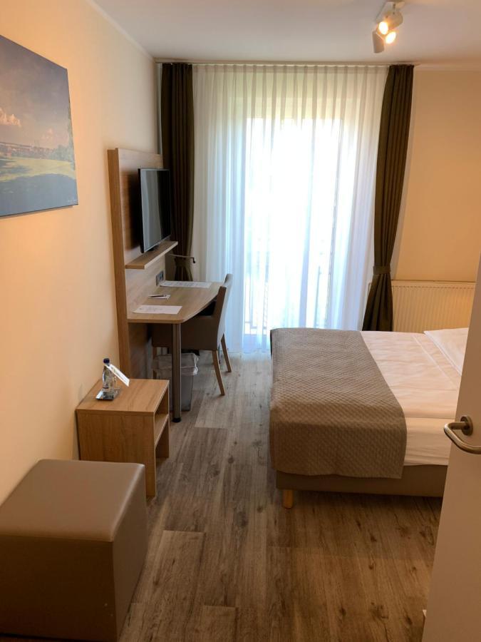 Hotel Fallersleber Spieker Волфсбург Екстериор снимка