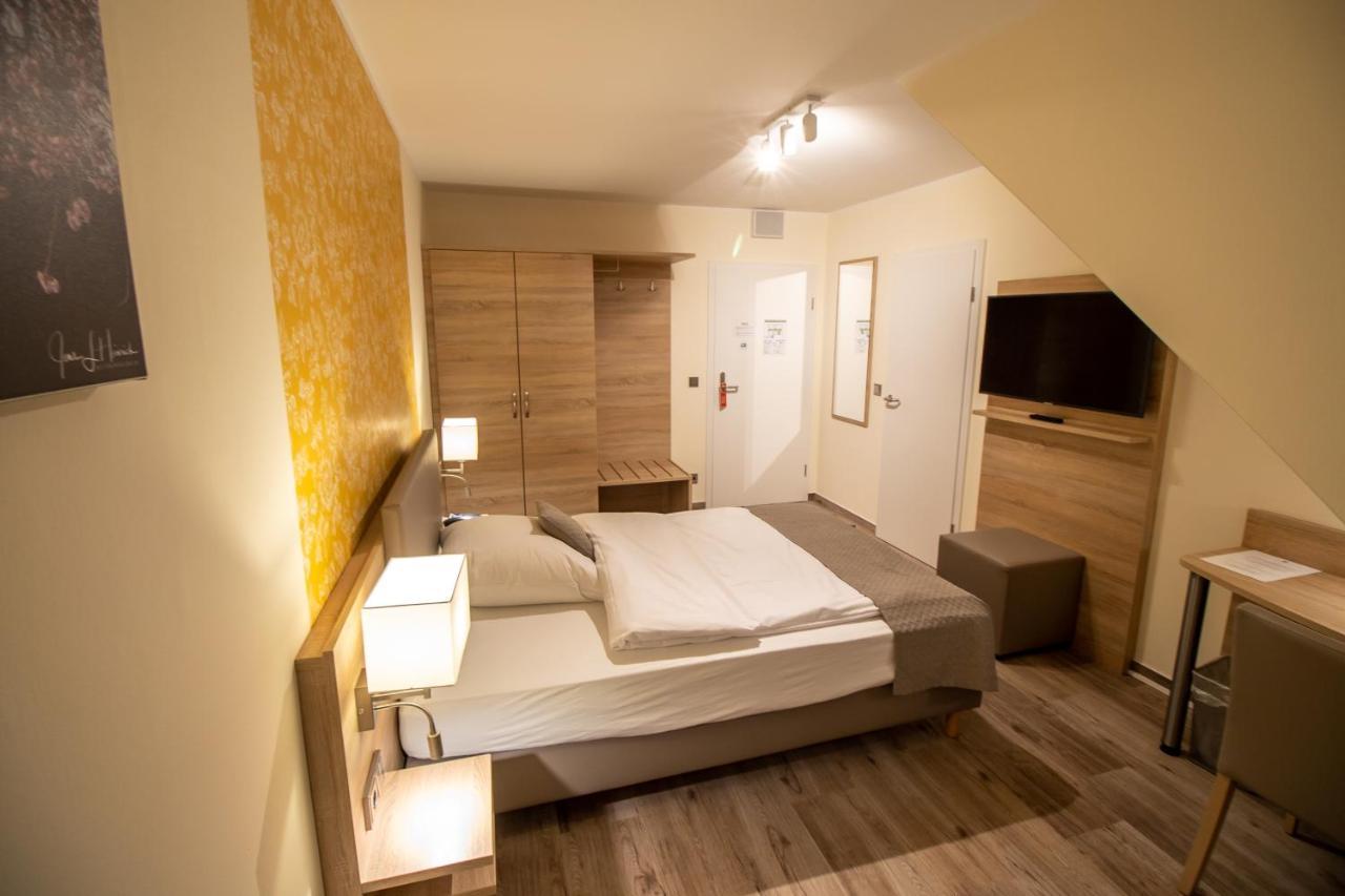 Hotel Fallersleber Spieker Волфсбург Екстериор снимка