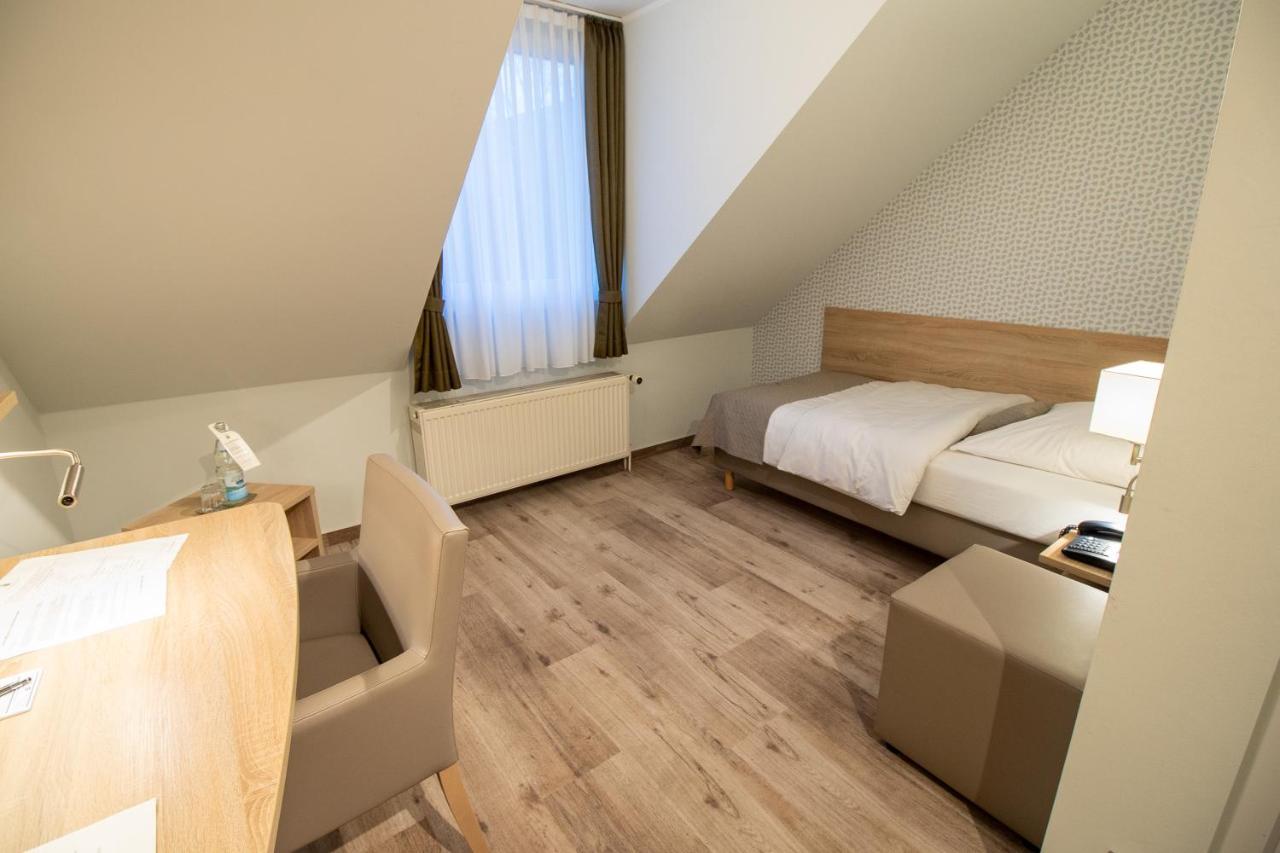 Hotel Fallersleber Spieker Волфсбург Екстериор снимка