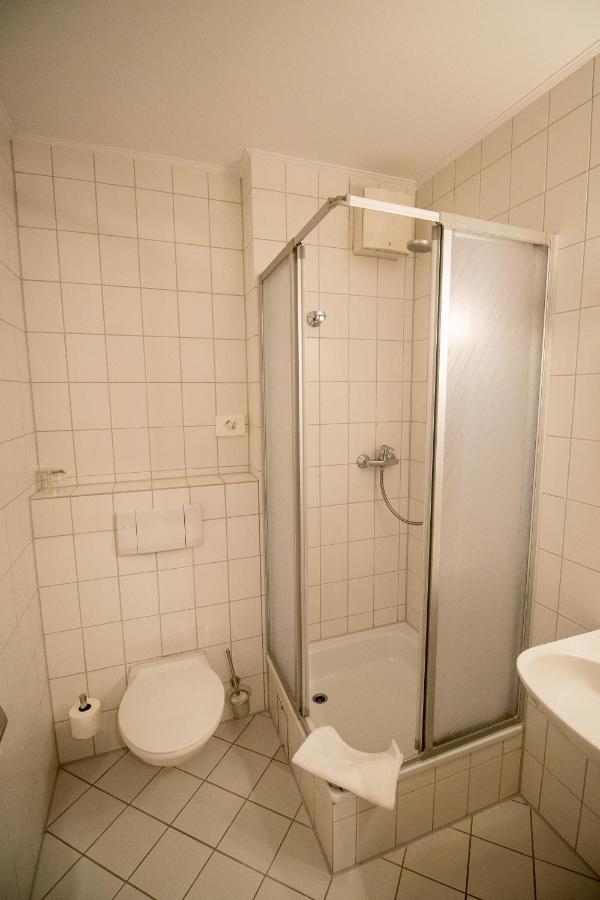 Hotel Fallersleber Spieker Волфсбург Екстериор снимка