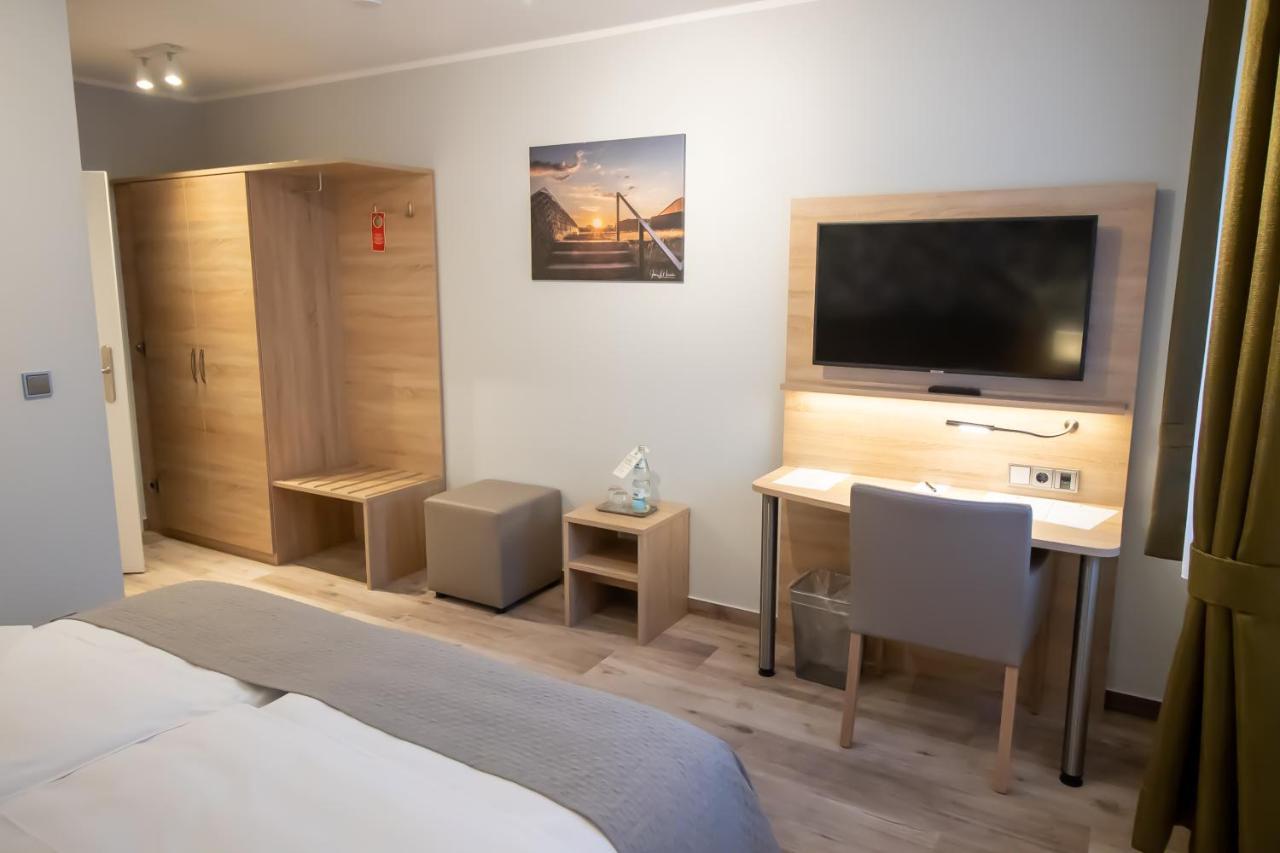 Hotel Fallersleber Spieker Волфсбург Екстериор снимка