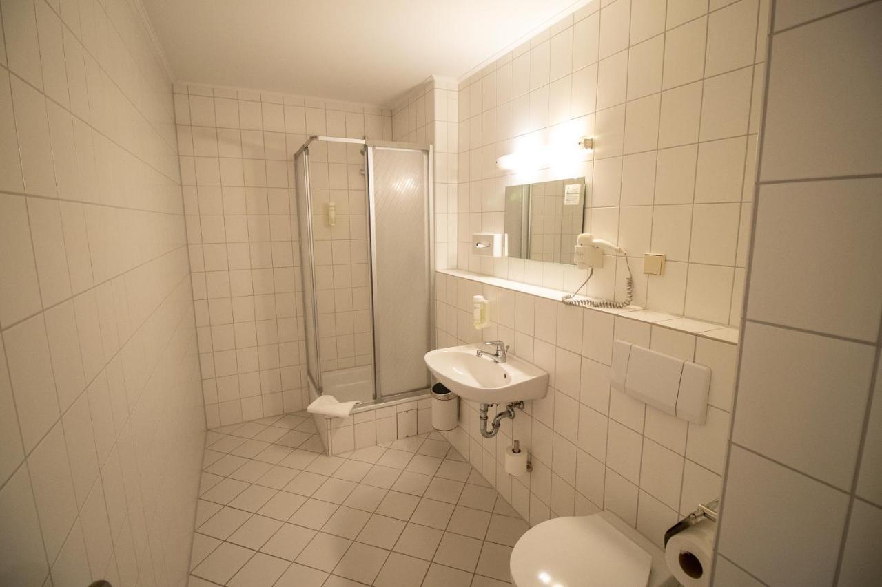 Hotel Fallersleber Spieker Волфсбург Екстериор снимка