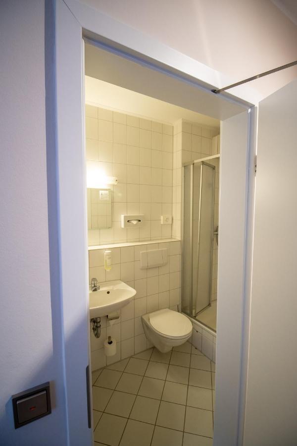 Hotel Fallersleber Spieker Волфсбург Екстериор снимка