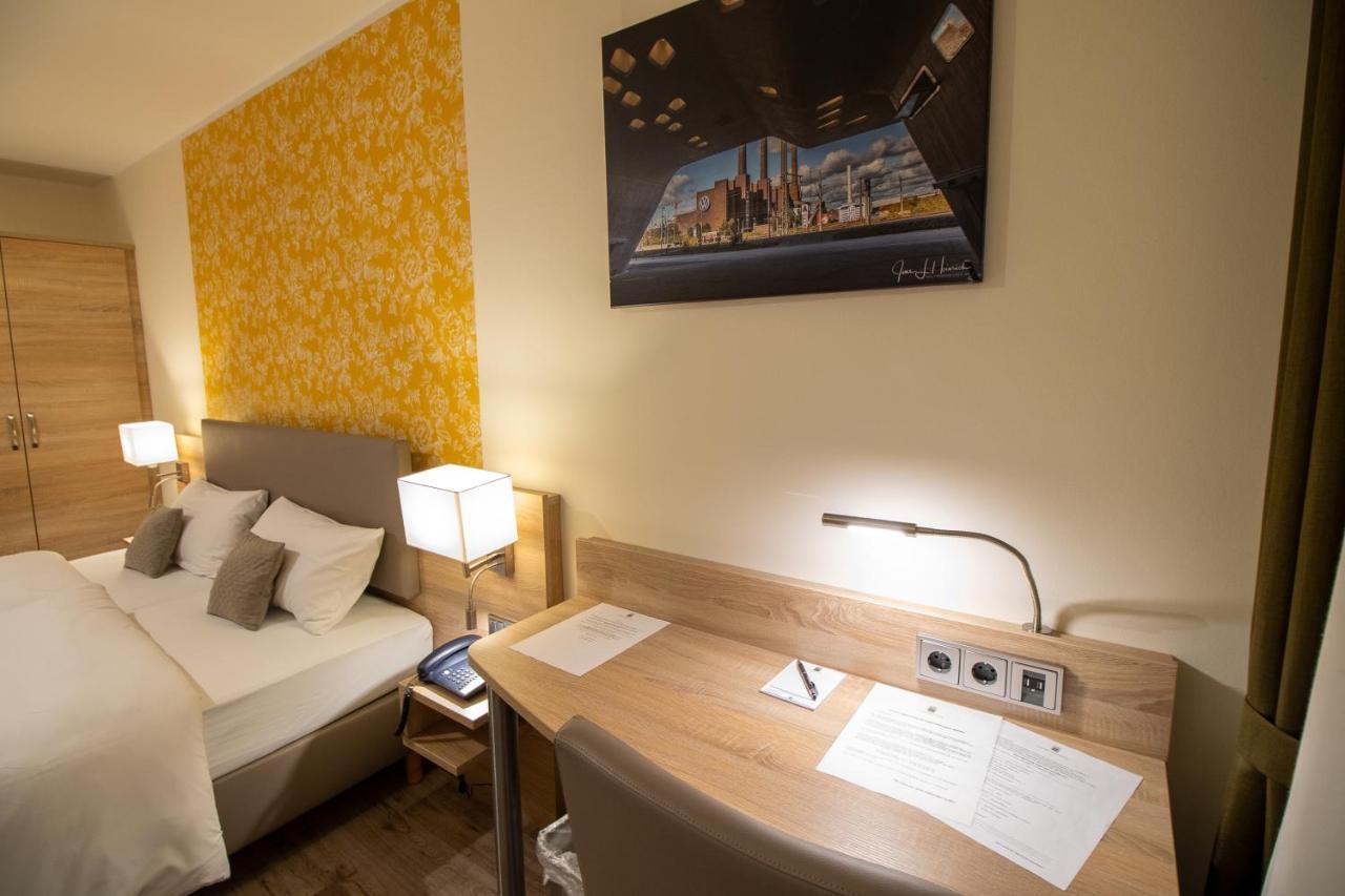 Hotel Fallersleber Spieker Волфсбург Екстериор снимка